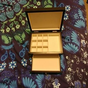 Sweet Little Jewelry Box 🔮🌿☁🌛